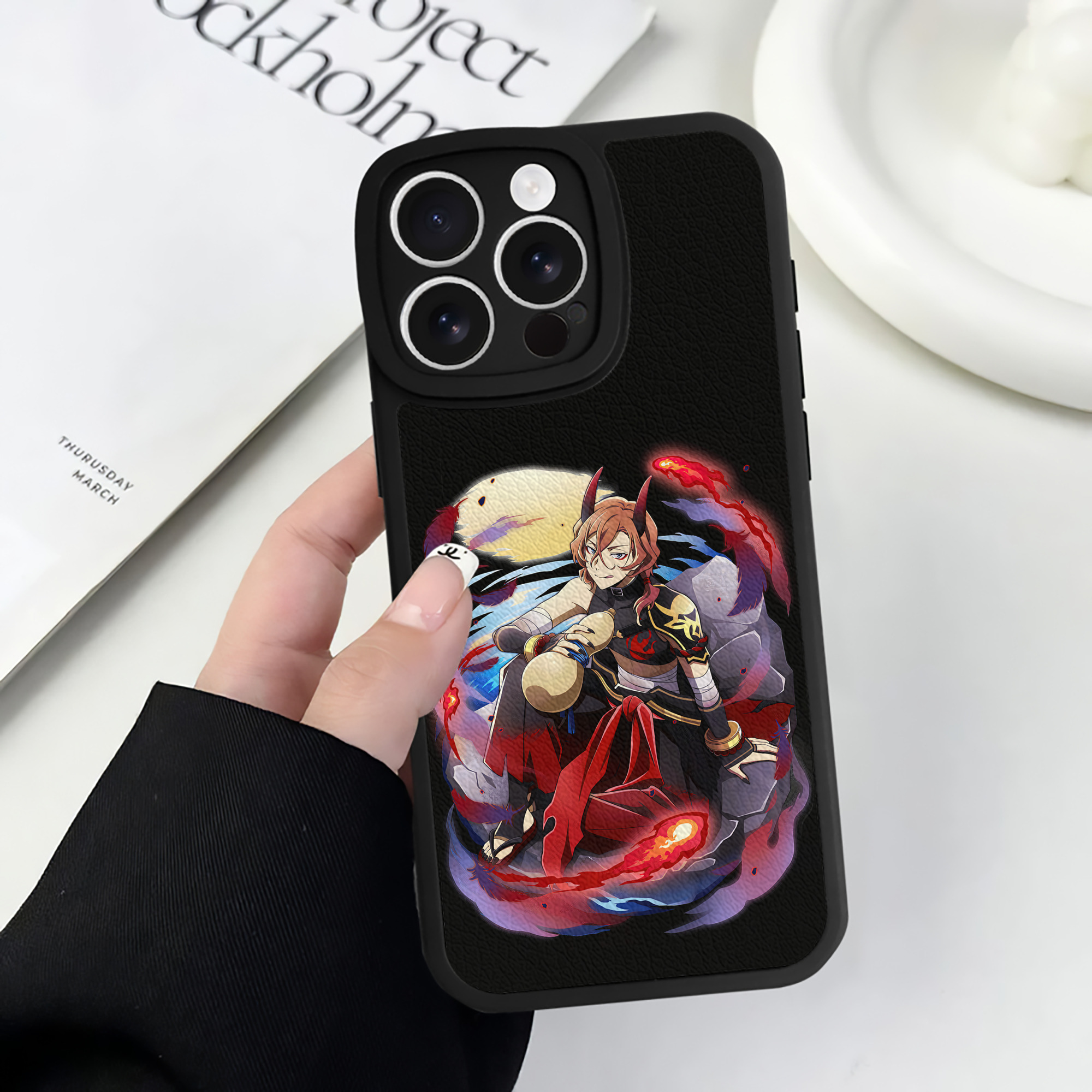 （画像用） 文豪ストレイドッグス Bungo Stray Dogs 【iPhone 16シリーズ対応】シリコンスマホケース（レザー調） 材質：シリコン
